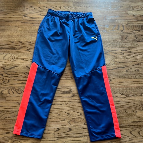 Puma contrast track pants.  Size L - Picture 1 of 7